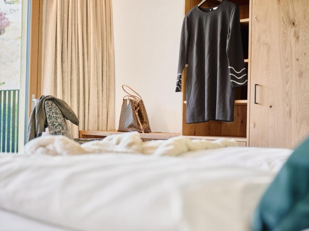 Boutique Apartment Sonnenhang - Incl Rooftop Spa ฟลีส ภายนอก รูปภาพ